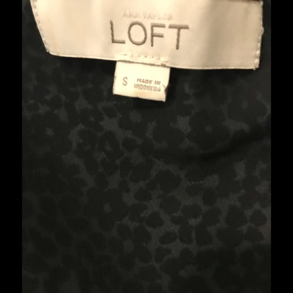 Top - Picture 2 of 2